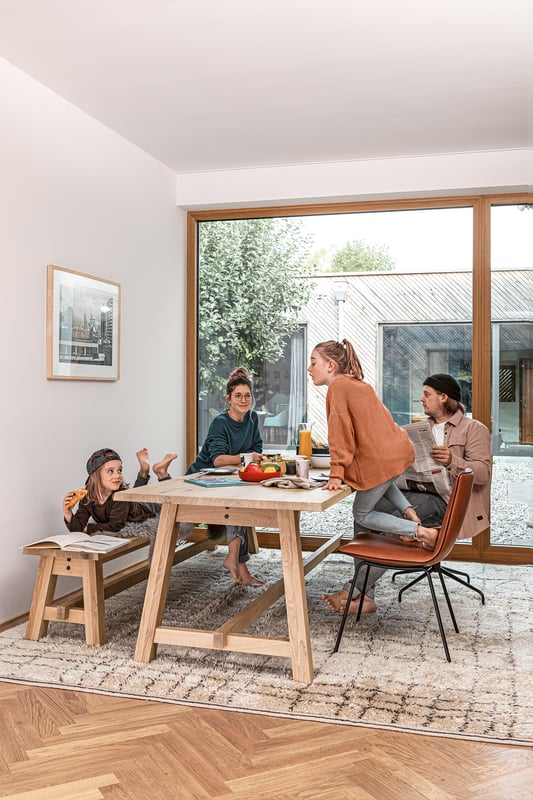 janua_bc02_cantina_tisch_indoor_basic_holz_eiche_weiss_e_02