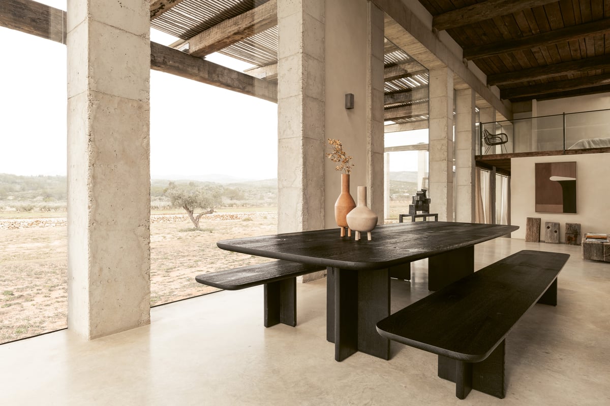 janua_bc17_t-rox_tisch_rechteckig_indoor_gekoehlt_holz_eiche_ton_schwarz_e_02