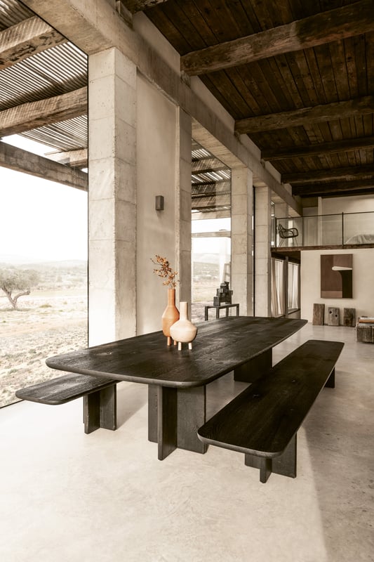 janua_bc17_t-rox_tisch_rechteckig_indoor_gekoehlt_holz_eiche_ton_schwarz_stein_infinty_e_02-1