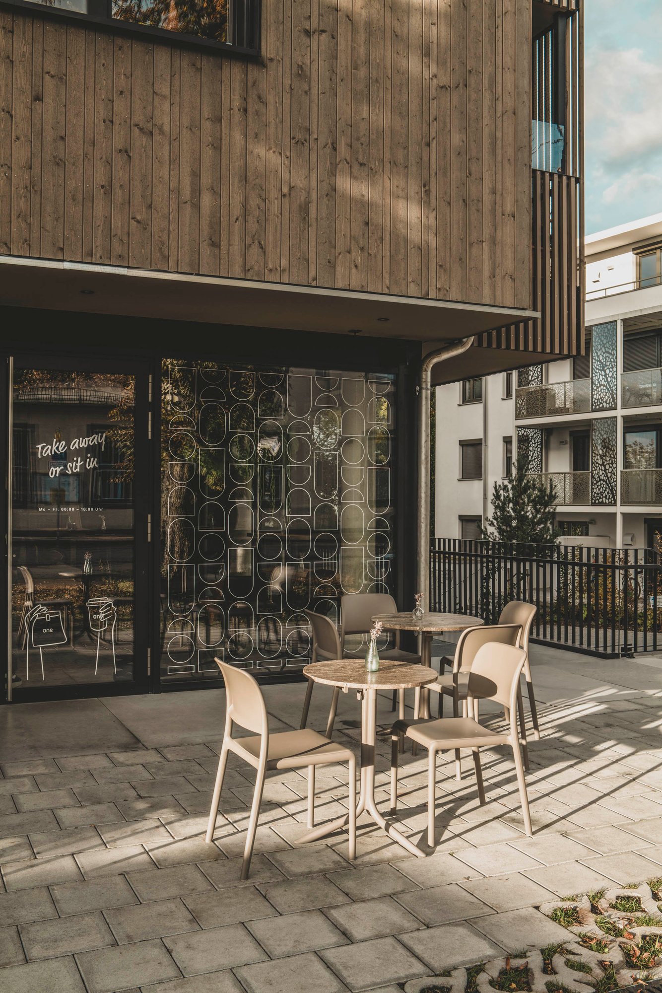 janua_freifrau_cafeuno_17