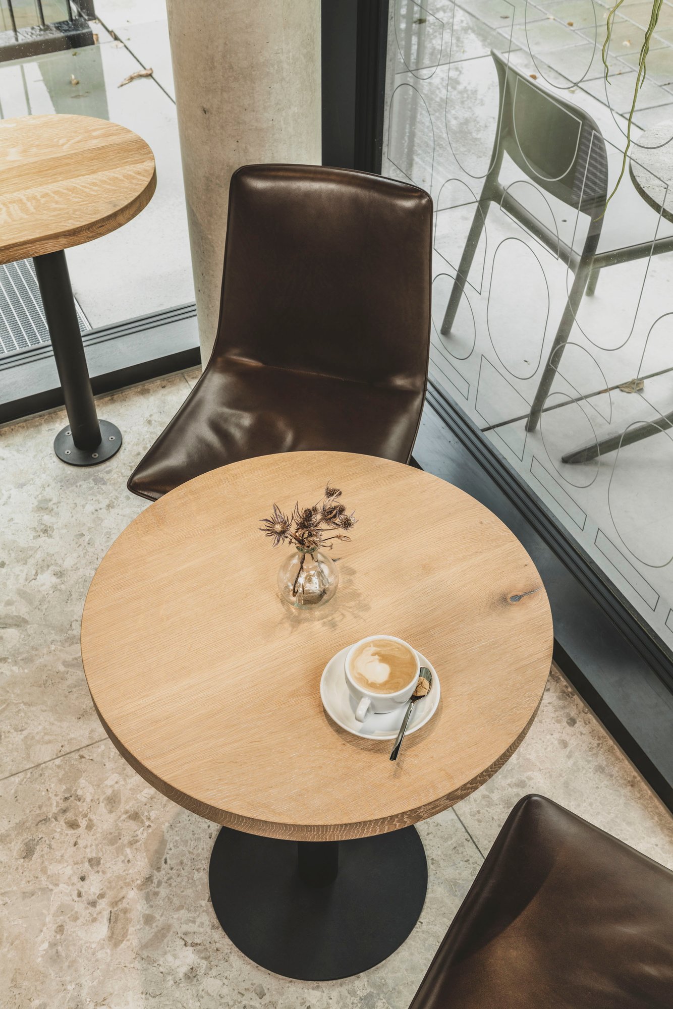 janua_freifrau_cafeuno_2