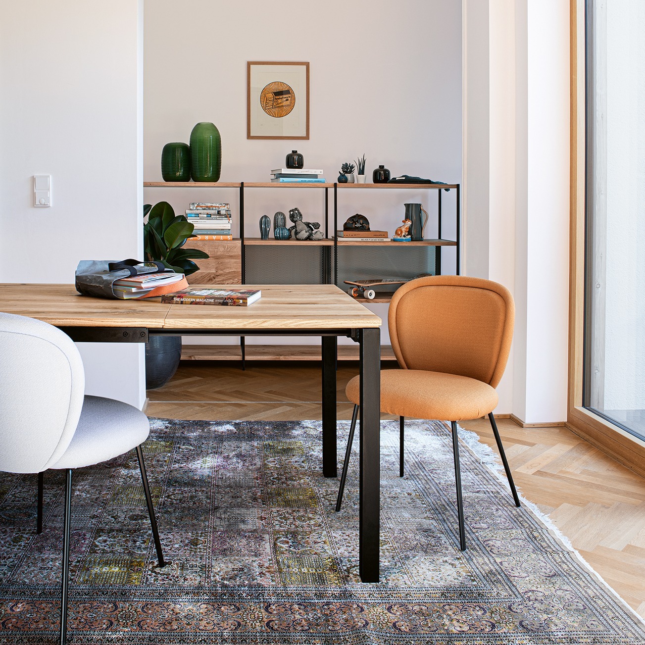 janua_s600_cpsdesign_ausziehtisch_indoor_basic_holz_eiche_natur_stahl_tiefschwarz_e_01