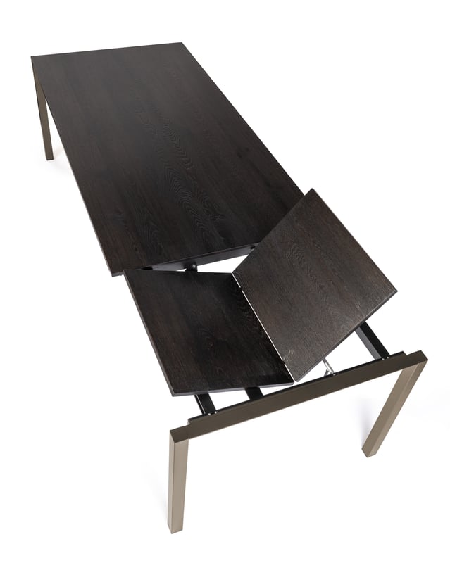 janua_s600_cpsdesign_ausziehtisch_indoor_geraeuchert_holz_eiche_anthrazit_stahl_kupfer_lasur_f_01