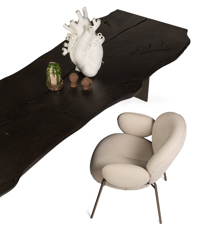 janua_sk01_monolith_tisch_indoor_gekoehlt_holz_eiche_ton_bronze_stahl_bronze_lasur_e_01