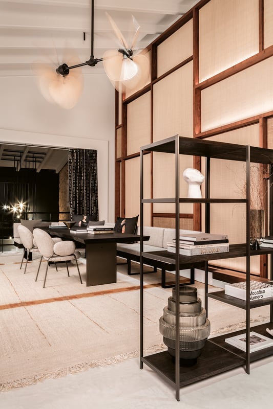 janua_sk01_monolith_tisch_indoor_geraeuchert_holz_eiche_anthrazit_bronze_stahl_bronze_lasur_e_05