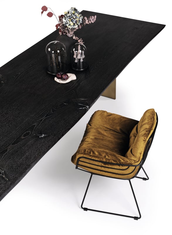 janua_sk08_butterfly_tisch_indoor_gekoehlt_holz_eiche_ton_gold_stahl_messing_lasur_f_01