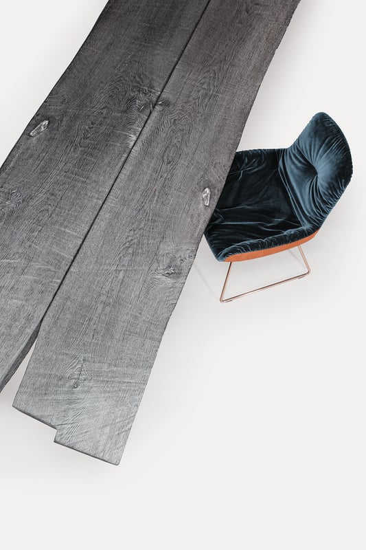 janua_sk08_butterfly_tisch_indoor_gekoehlt_holz_eiche_ton_silber_stahl_tiefschwarz_e_02
